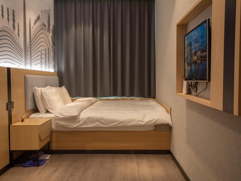 Thank Inn Chain Hotel Hunan Huaihua Hecheng District South High Speed Rail Station Dış mekan fotoğraf